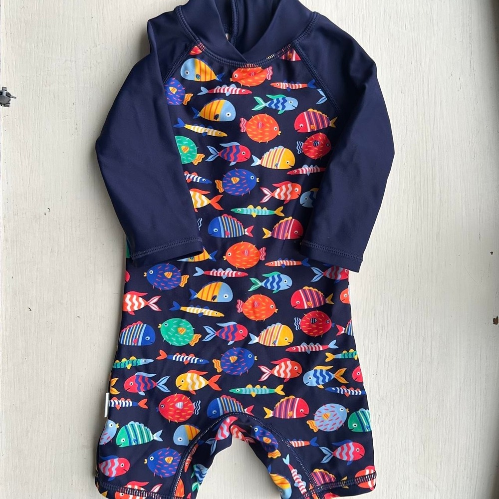 Multi colored one piece fish swim suit 6-12‎ m EUC